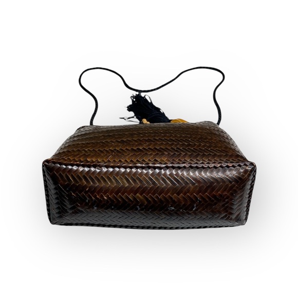 Vintage: Genie ꧁ Woven Straw Shoulder Bag Handbag ꧁ Wood Bead Tassel ꧂ Brown - Picture 7 of 16